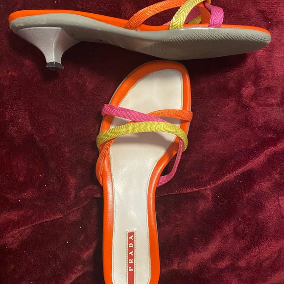 Heels - Picture 2 of 3